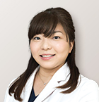  院長  及川 麻奈  先生